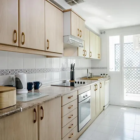 Lcr4- Large 3 Bed Apt Close To Beaches Marbella Exterior photo