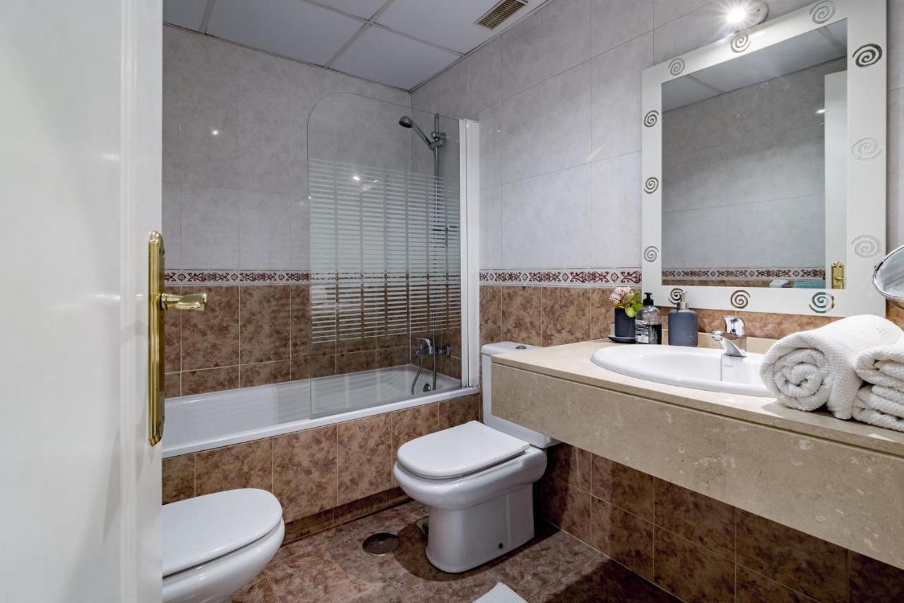 Lcr4- Large 3 Bed Close To Beaches Apartment