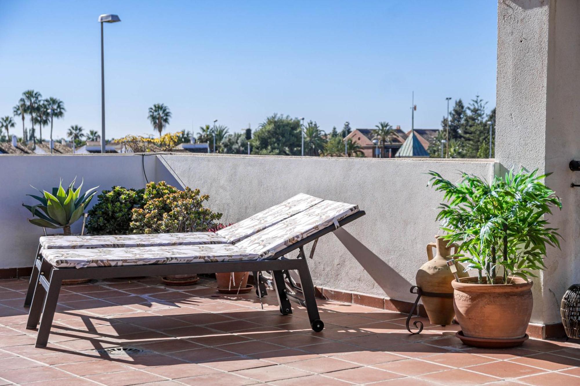 Lcr4- Large 3 Bed Close To Beaches Apartment