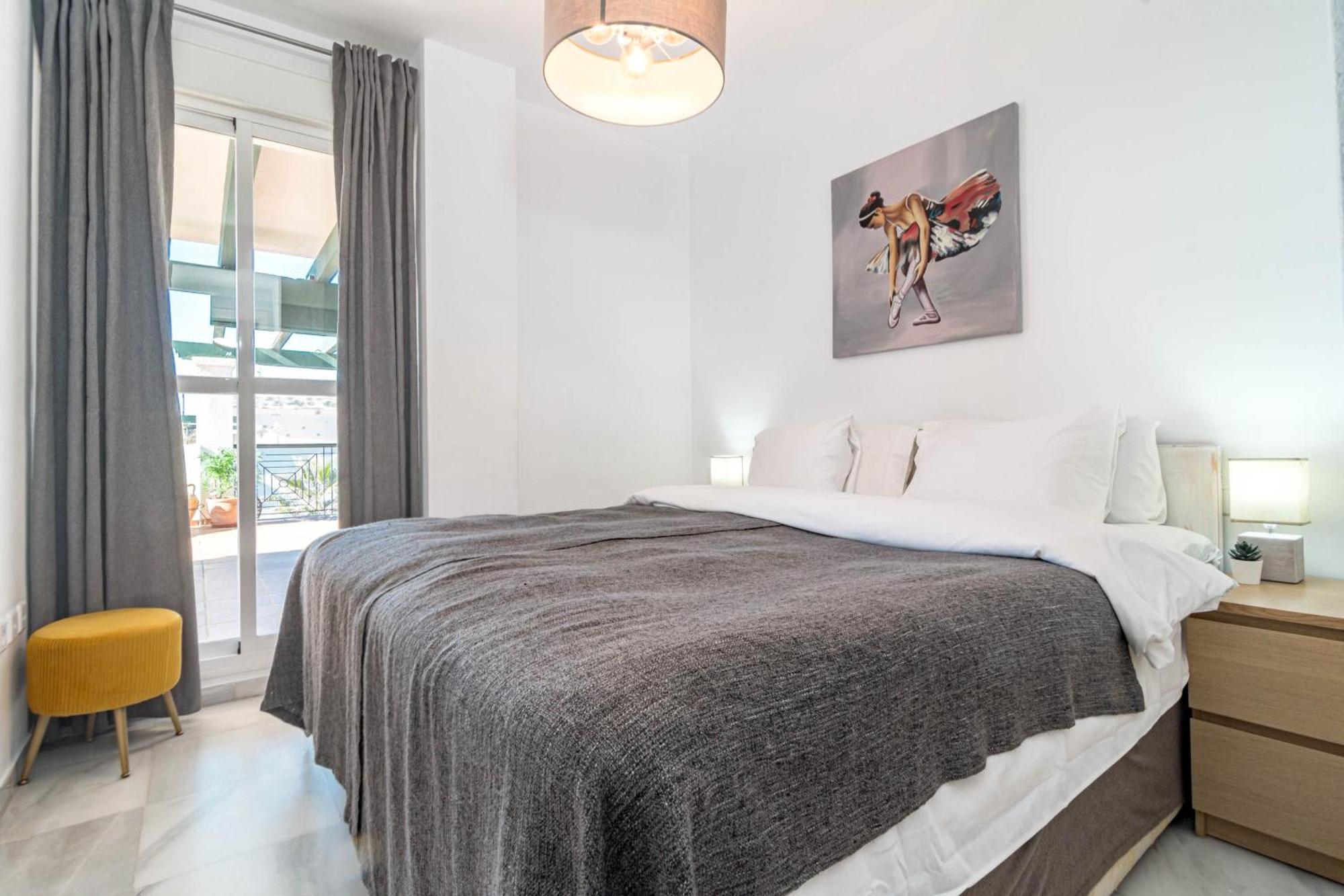 Apartment Lcr4- Large 3 Bed Close To Beaches *